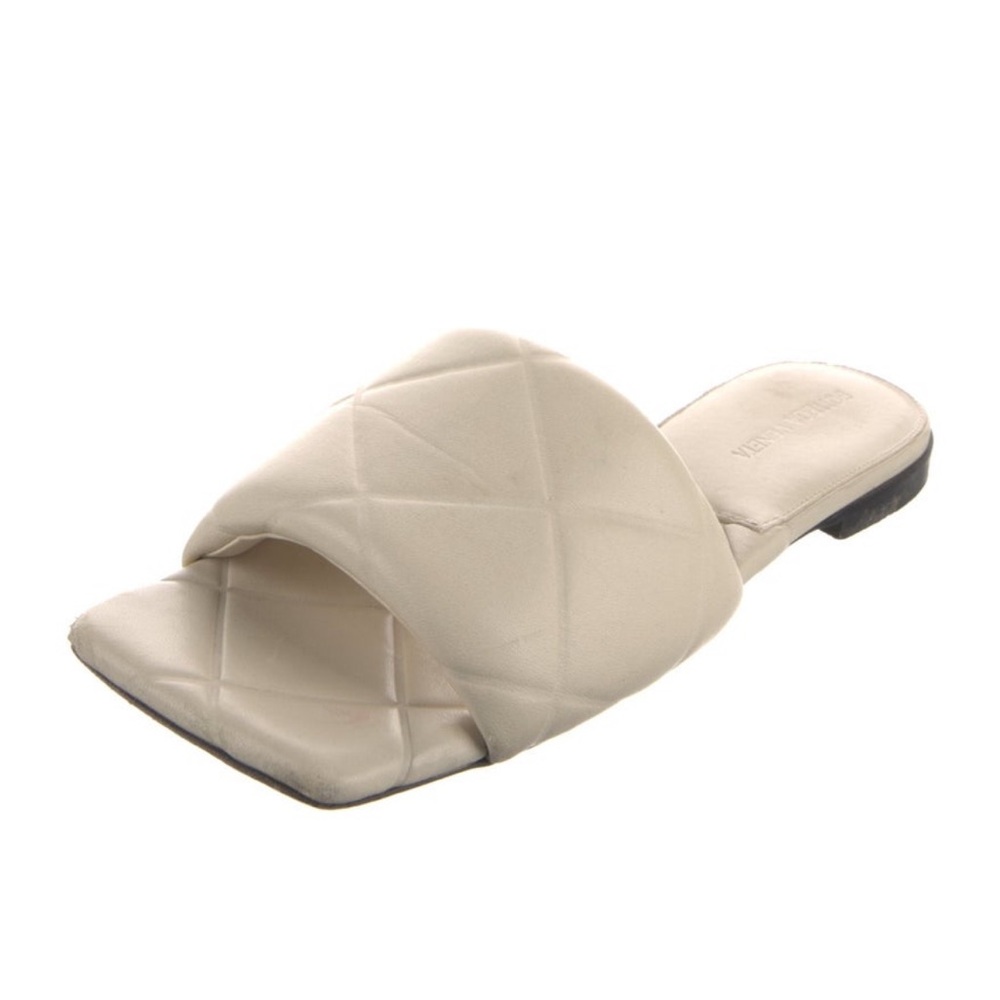 Bottega Veneta Quilted Leather Sandals - Picture 5 of 7